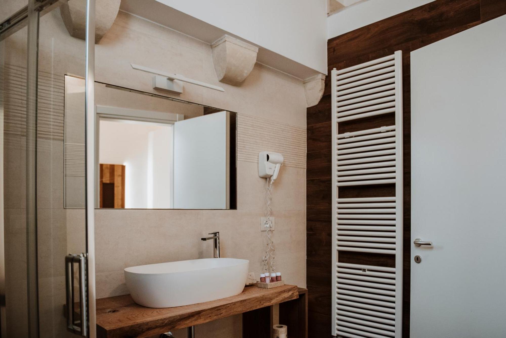 Signuria Dimora Esclusiva Bed and Breakfast Λέτσε Εξωτερικό φωτογραφία