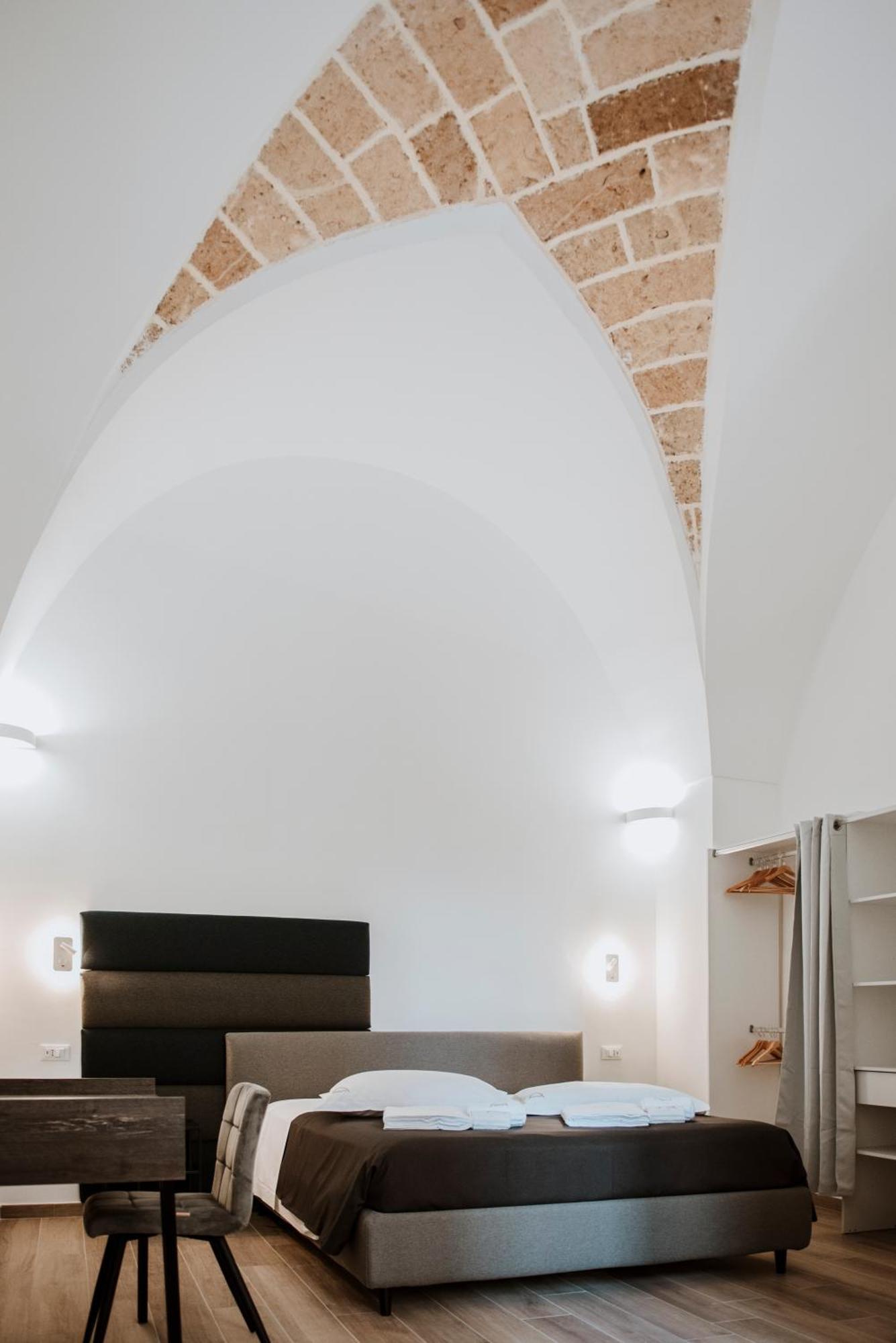 Signuria Dimora Esclusiva Bed and Breakfast Λέτσε Εξωτερικό φωτογραφία
