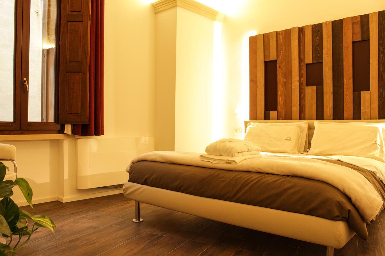 Signuria Dimora Esclusiva Bed and Breakfast Λέτσε Εξωτερικό φωτογραφία